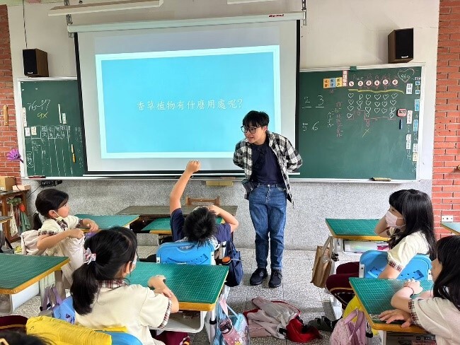 食農教育實務-育才國小推廣(三)五感體驗 活動照片
