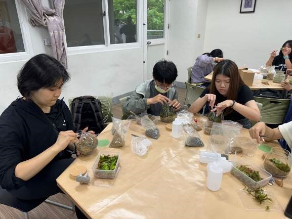 綠色營造與美學課程DIY微型景觀苔蘚生態瓶 活動照片