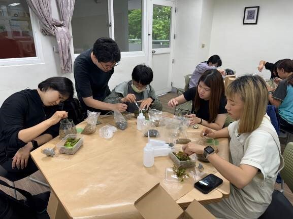 綠色營造與美學課程DIY微型景觀苔蘚生態瓶 活動照片