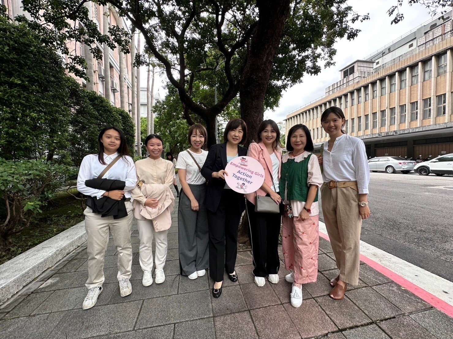 世界女孩日,受推薦與總統合影 活動照片