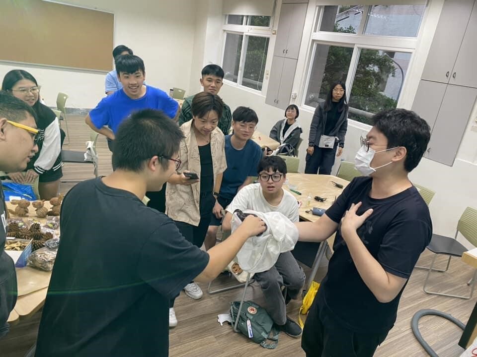 綠建築與生態社區-森林素材應用創作 活動照片