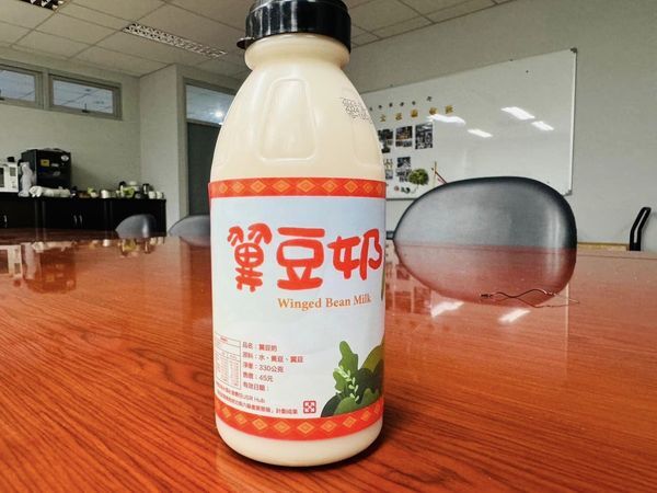 開發出特色產品-翼豆奶 活動照片