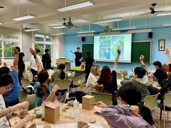 綠色營造與美學課程DIY微型景觀苔蘚生態瓶 活動照片